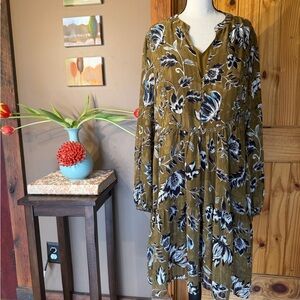 BCBGMaxAzria Olive Floral Long-Sleeve Tiered Dress